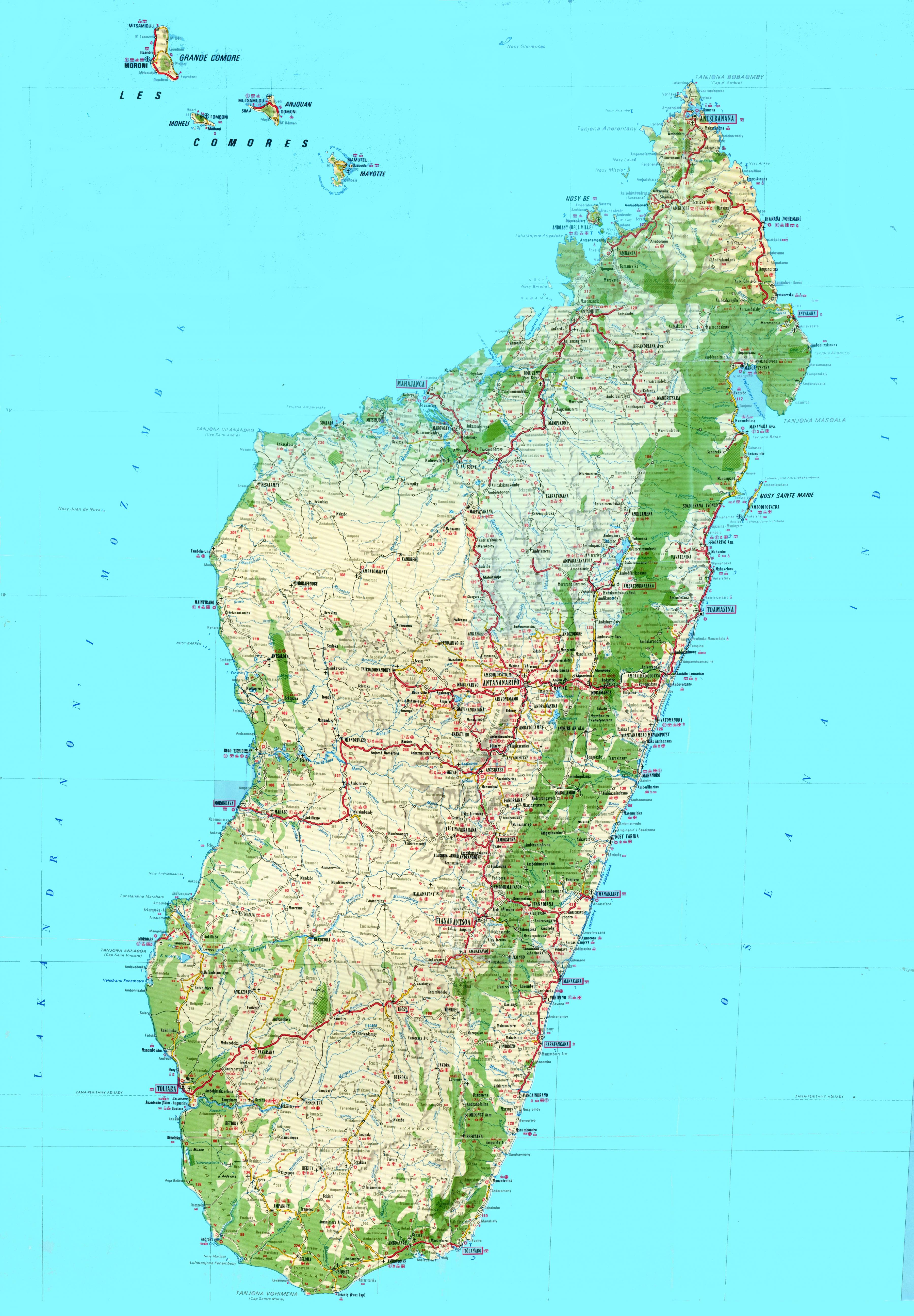 Мадагаскар карт 3. Остров Мадагаскар на физической карте. Остров Мадагаскар на карте. Республика Мадагаскар на карте. Остров Мадагаскар на географической карте.